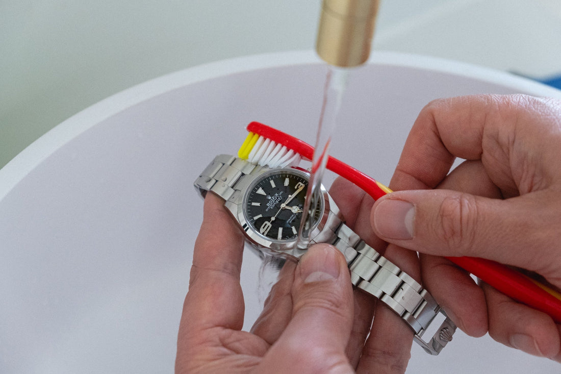 Watch Talk #2 - How to Clean Your Watch (Professional Secrets)