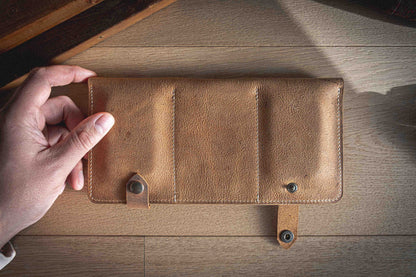 Handmade brown leather watch valet for 6 watches