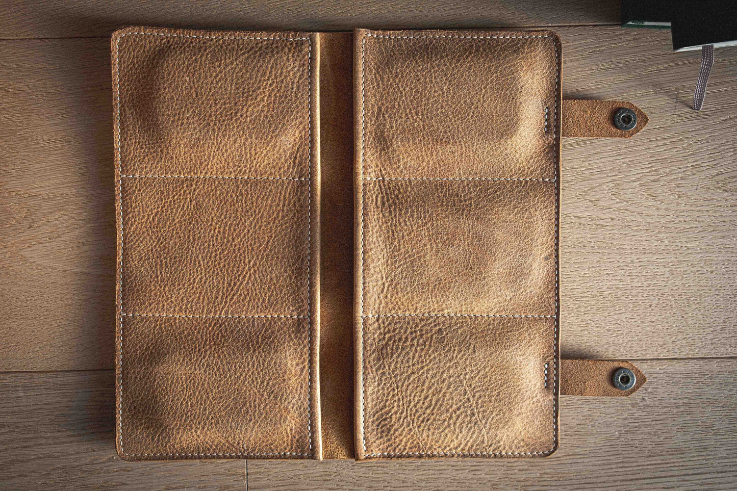 Handmade brown leather watch valet for 6 watches