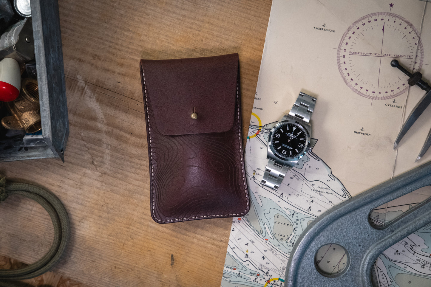 Pebbled veg-tan collection "Pathfinder"