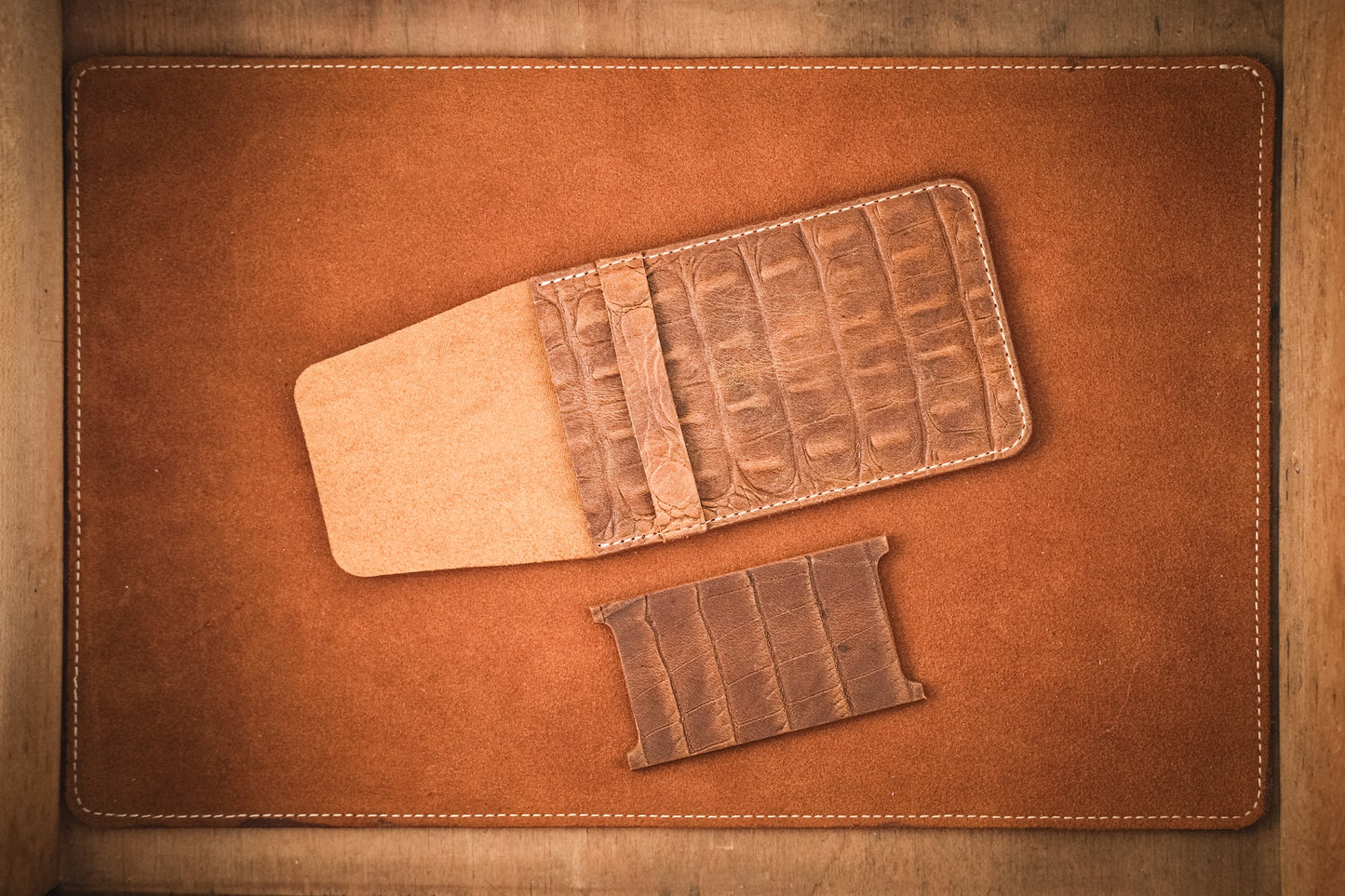 Watchpouch - The Dundee Collection (Croc pattern)